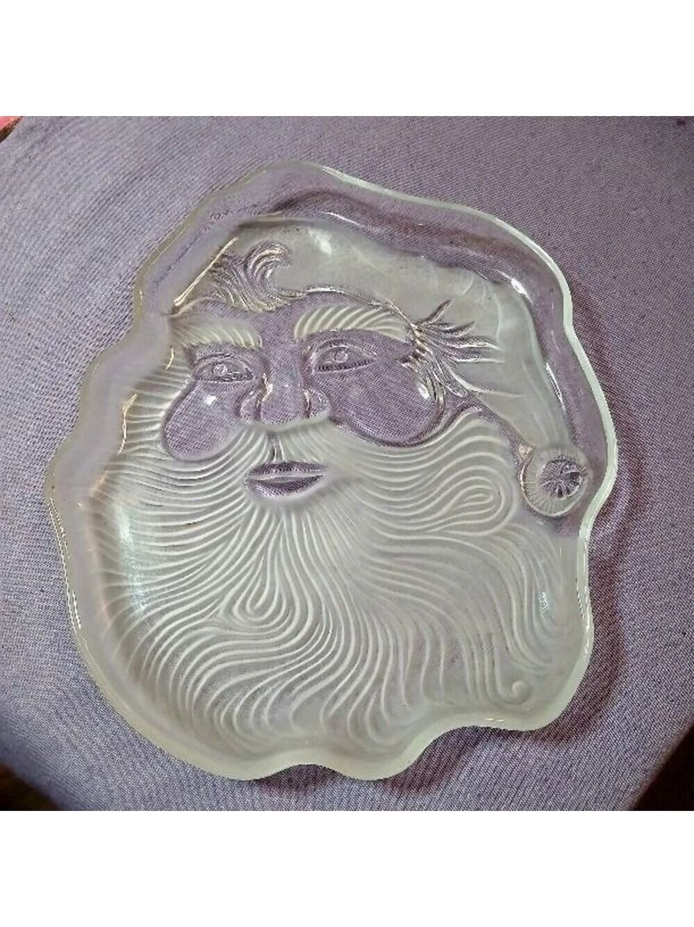 VTG Christmas Celebrations Crystal Clear Glass Santa Plate Serving Dish Frosted